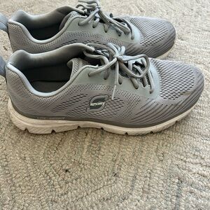 Skechers Men's Gray Running Shoes
